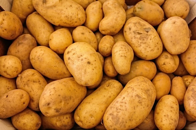 ​На что способен обычный картофель: 6 бытовых хитростей