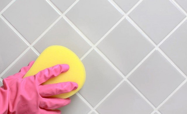 ​Как очистить швы между плиткой в ванной: 8 рекомендаций