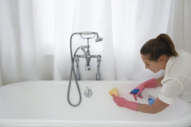 ​Методы очистки ванной: налет, ржавчина, потемнение