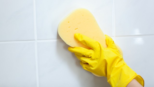 ​Удаляем плесень в ванной навсегда: чистка + профилактика