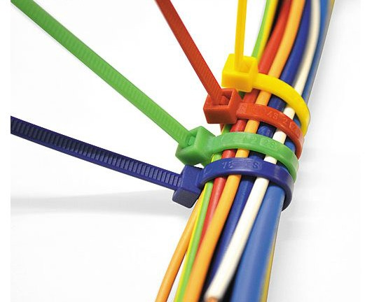 7 способов необычного использования кабельной стяжки
