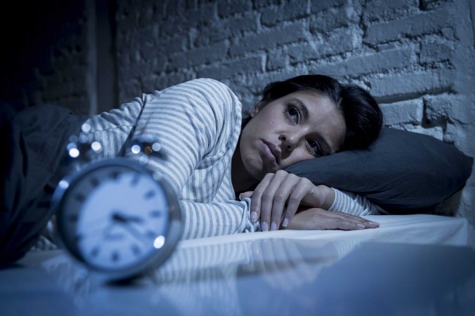 Почему появляется бессонница и как помочь себе заснуть
