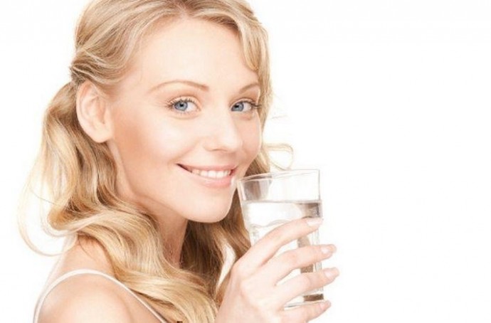 ​Как получить красоту через обычное питьё воды
