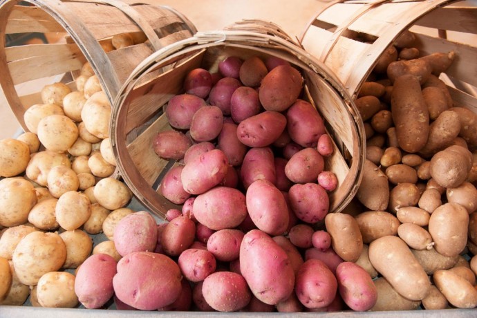 ​Как правильно хранить картофель, чтобы он дольше остался свежим