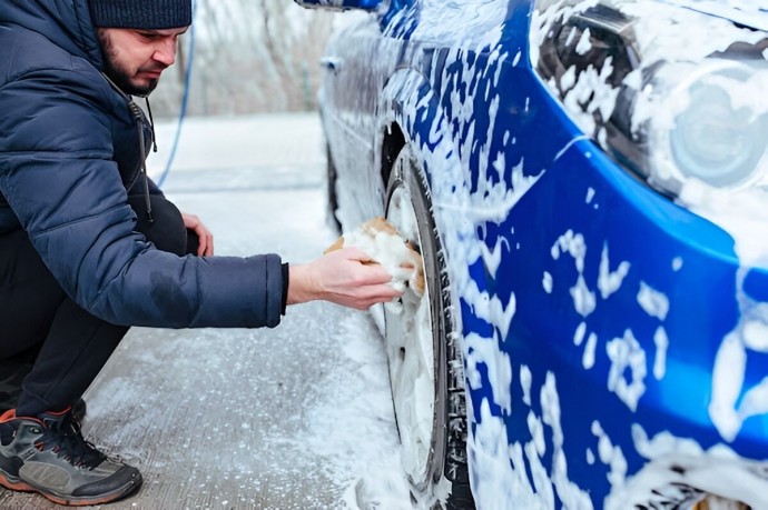 Почему водители не хотят мыть автомобиль зимой Почему водители не хотят мыть автомобиль зимой