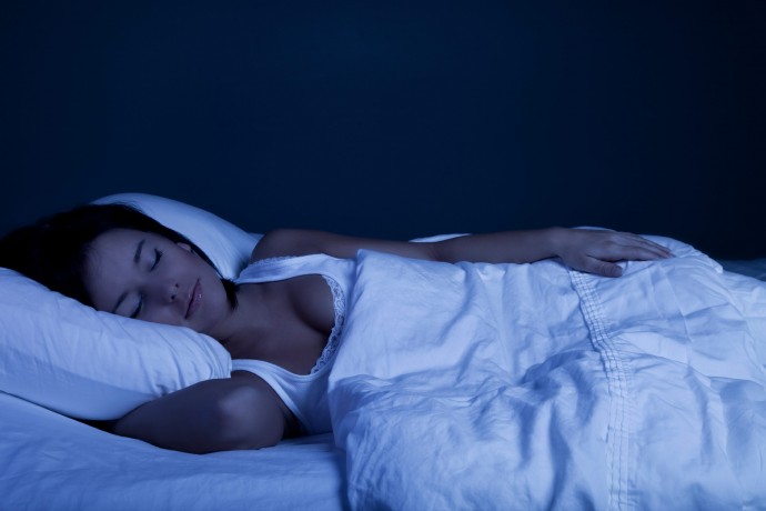 Как научиться засыпать без смартфона