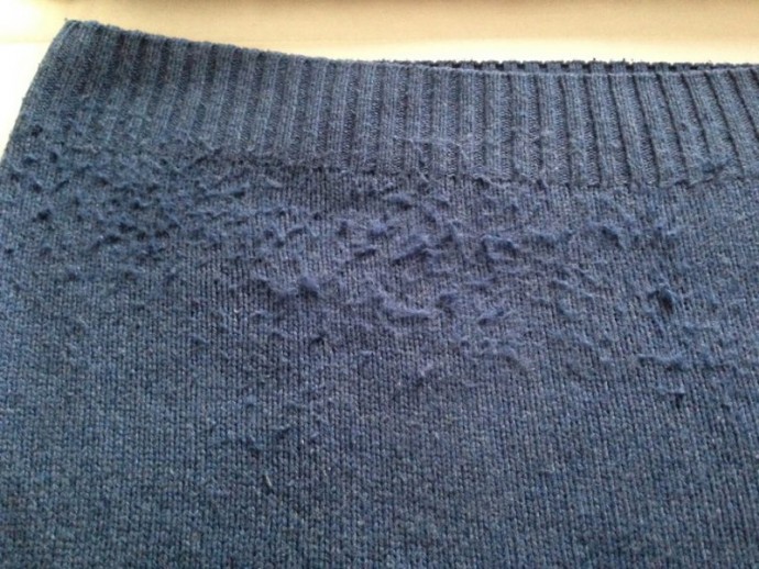 Что сделать с новым свитером, чтобы он не обрастал катышками