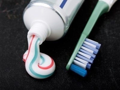 15 необычных свойств зубной пасты