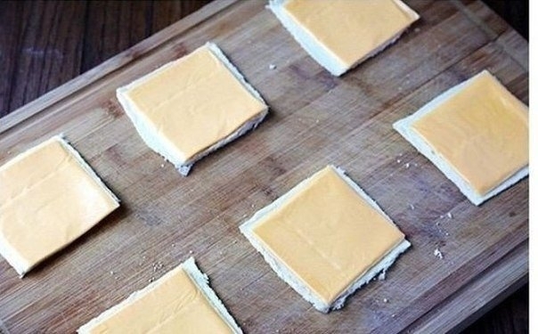 Как приготовить необычные блинчики с сыром.