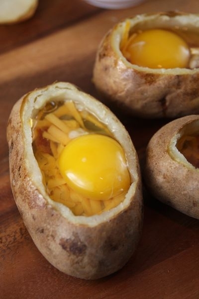Отличные и вкусные идеи для приготовления яичницы.