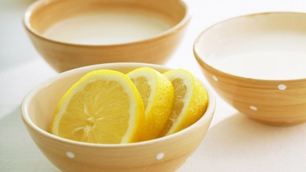Начинающий высыхать лимон можно легко вернуть к жизни