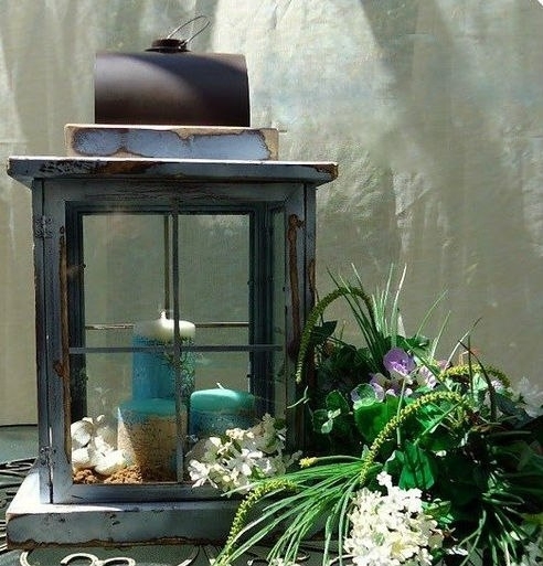 Садовый фонарик из рамок для фото