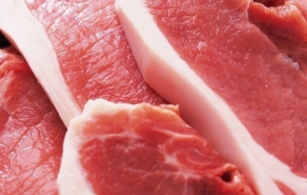 Как быстрее разморозить мясо и сделать его более нежным