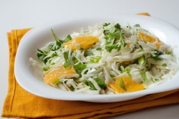 Улучшаем салат из квашенный капусты