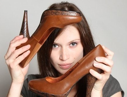 Как устранить неприятный запах от обуви