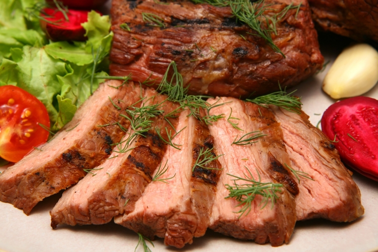 Как сделать жареное мясо нежным и сочным?