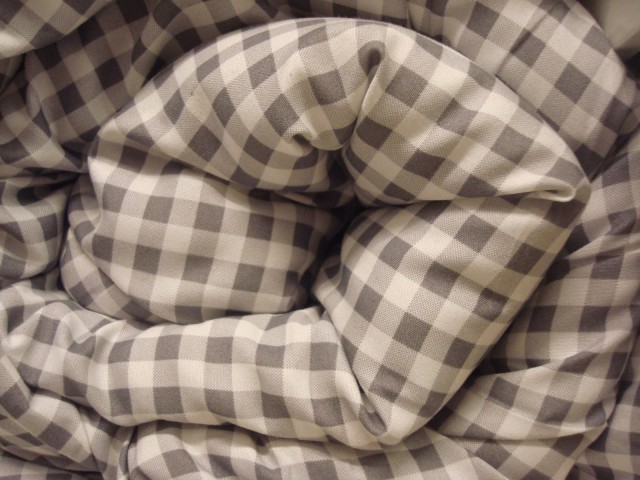 ​Как стирать одеяла из разных материалов