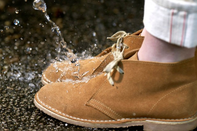 ​Защитите свои ботинки от промокания самостоятельно