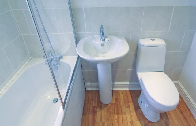 ​Как поддерживать чистоту в ванной комнате и туалете