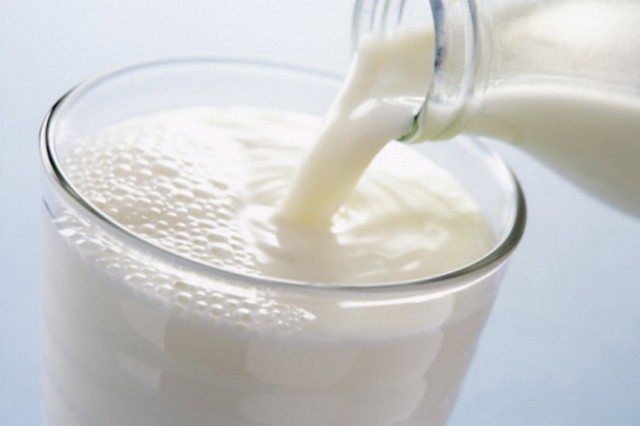 ​6 секретных способов использования молока в хозяйстве