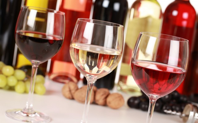 6 способов применить недопитое вино с пользой
