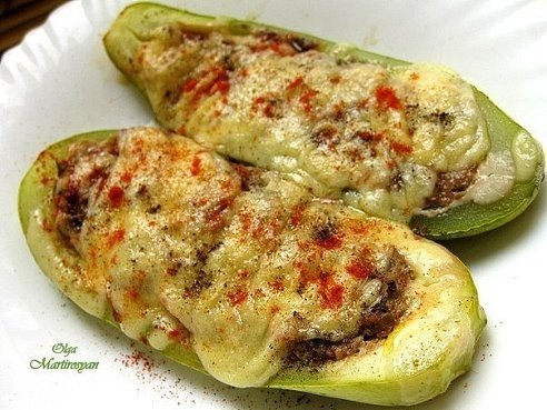 Кабачки, фаршированные грибами Кабачки, фаршированные грибами