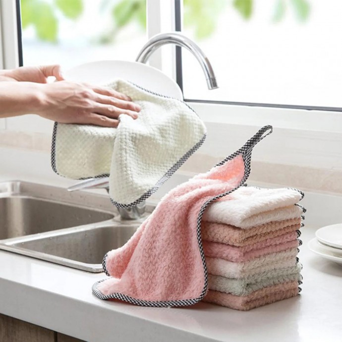 Как вернуть свежесть старым кухонным полотенцам