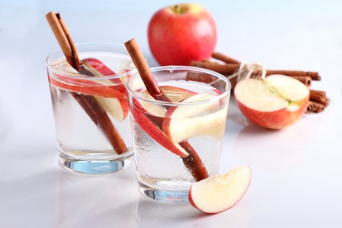 Как похудеть благодаря яблочной воде с корицей