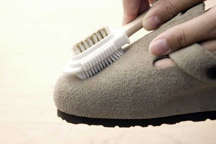 ​Чистка замшевой обуви: единственная правильная схема