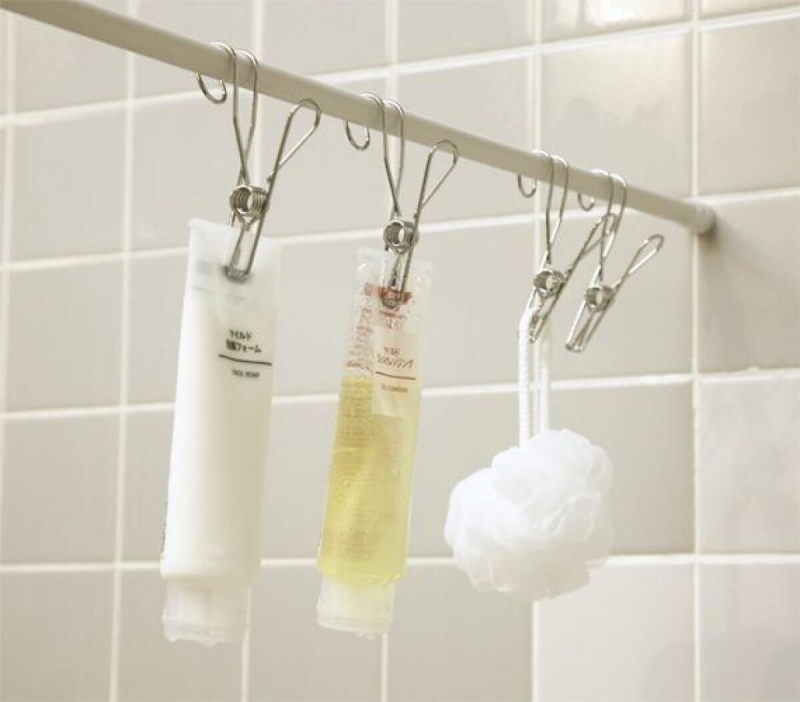 ​Как использовать кольца от штор в ванной и карнизы нестандартно