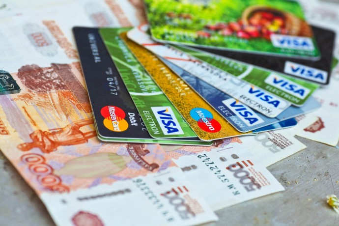 ​Изменения в правилах перевода денег на банковские карты