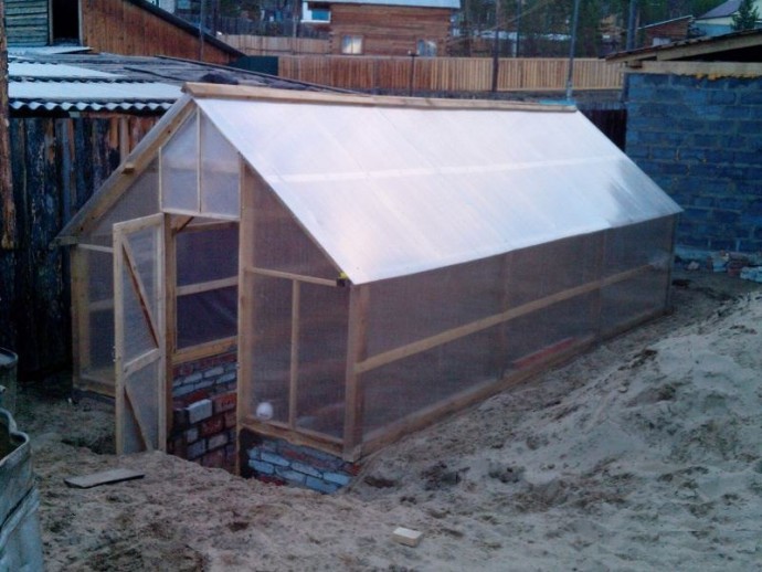 Как построить теплицу своими руками Как построить теплицу своими руками