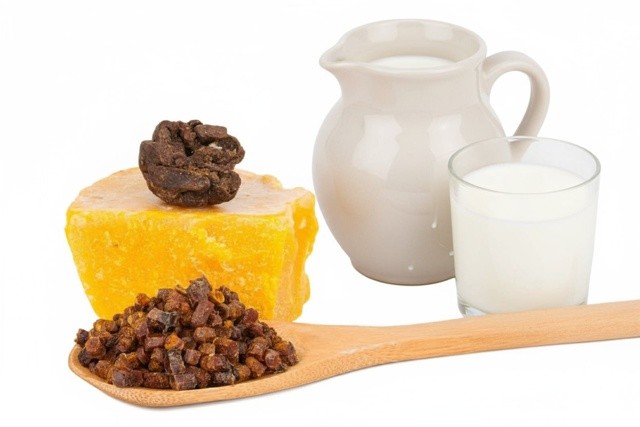 ​Прополис с молоком - альтернатива фармацевтическим препаратам