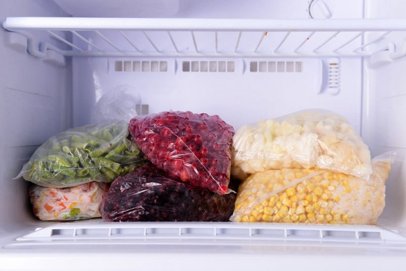 Продукты, которые категорически нельзя замораживать Продукты, которые категорически нельзя замораживать