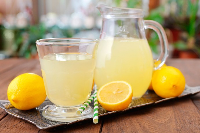 ​Как выдавить немного лимонного сока и сохранить лимон