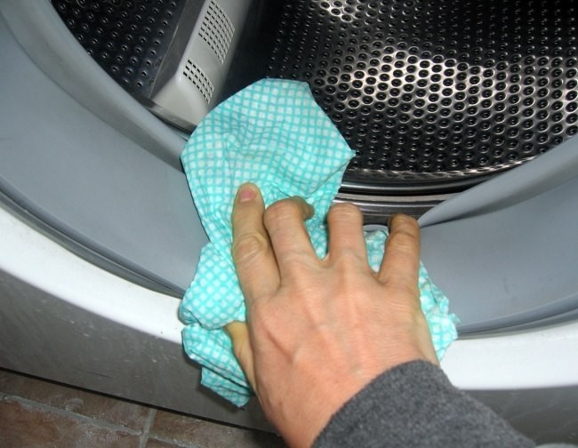 ​Как дешево и эффективно очистить стиральную машинку