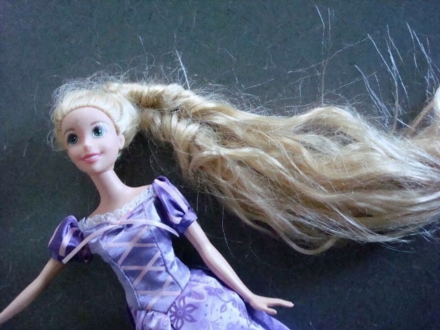 ​Как распутать волосы кукле