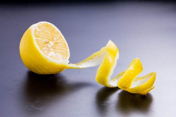 ​Как использовать лимонную кожуру для чистоты и порядка
