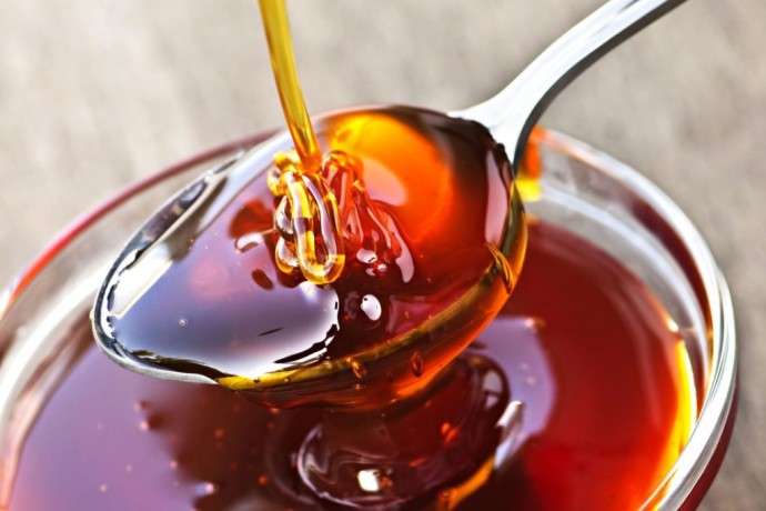 Почему темнеет мед и можно ли его есть