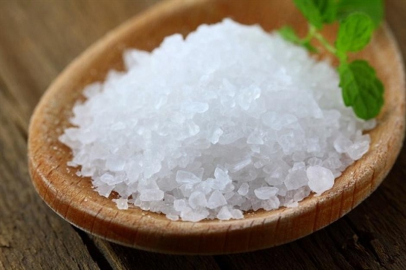 Как не промахнуться со временем добавления соли в еду