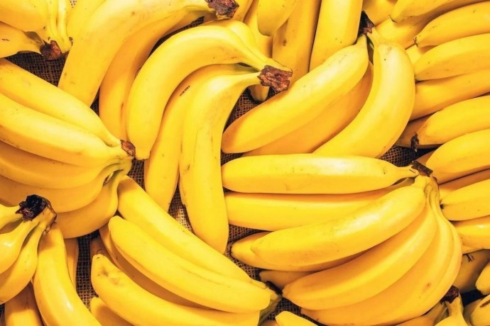 ​3 случая, когда съесть банан лучше, чем выпить таблетку