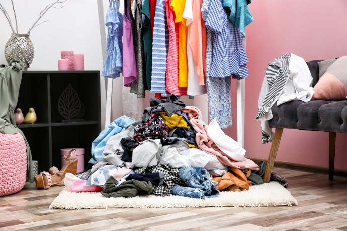 ​Принципы быстрой уборки в шкафу, которые точно работают
