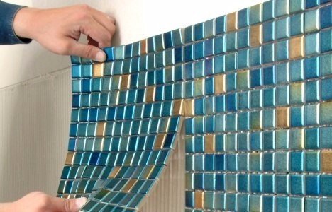 ​Как клеить мозаичную плитку