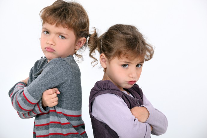 ​8 способов, чтобы поссорить своих детей