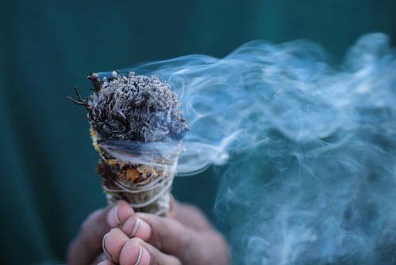 10 трав для окуривания помещения 10 трав для окуривания помещения