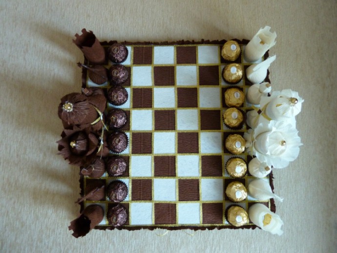 Как можно играть в шахматы и шашки в праздники