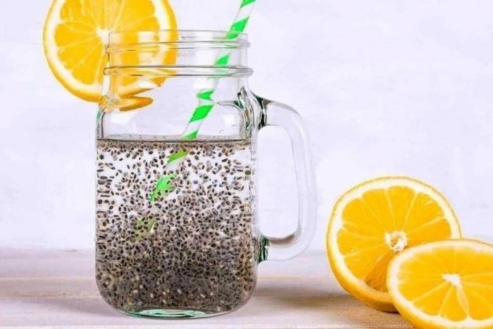 Вода с чиа для плоского живота Вода с чиа для плоского живота