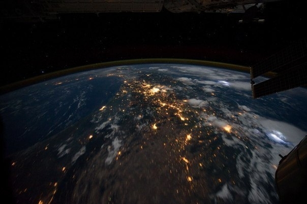 HD видео нашей Земли из космоса теперь доступно 24 часа в сутки 7 дней в неделю