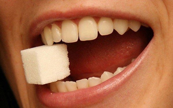 Если вы обожгли язык, сахар поможет облегчить боль