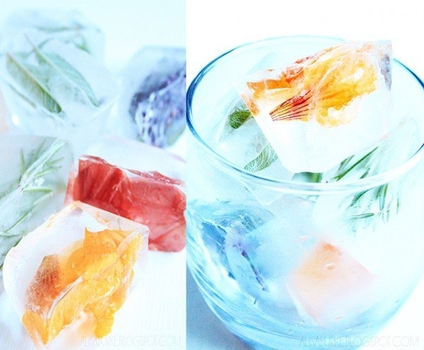 Как приготовить кубики льда с фруктами и цветами